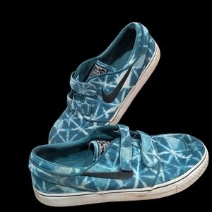 Nike Blue and White Sneakers